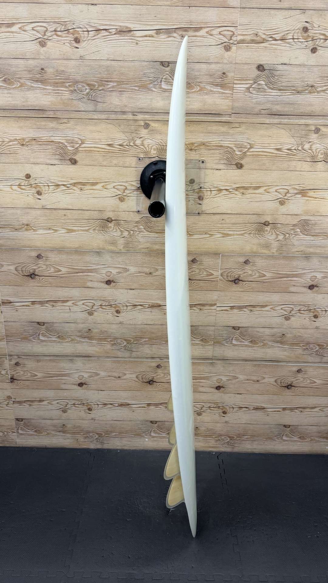 Fonzer 5'8"