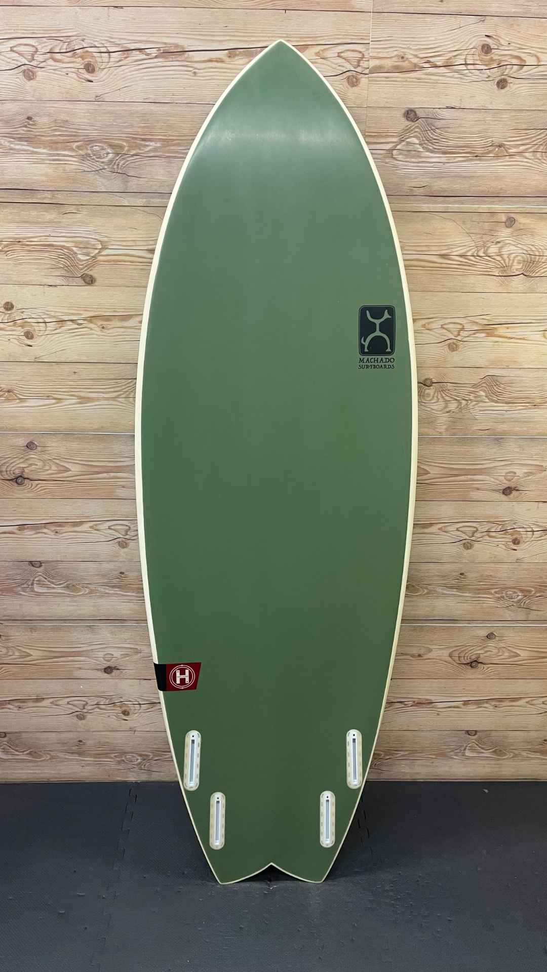 Seaside Fish 6'0"