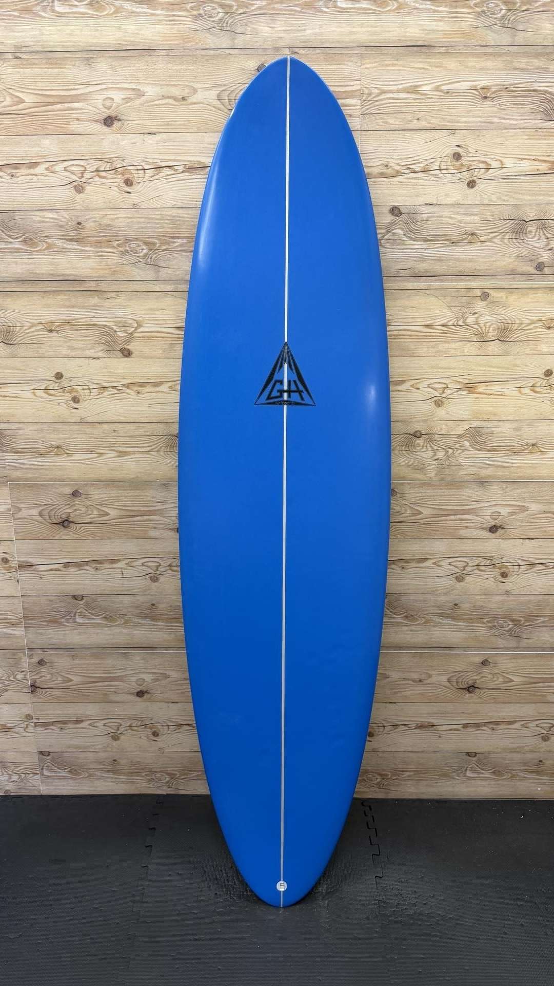 AE3 6'8"