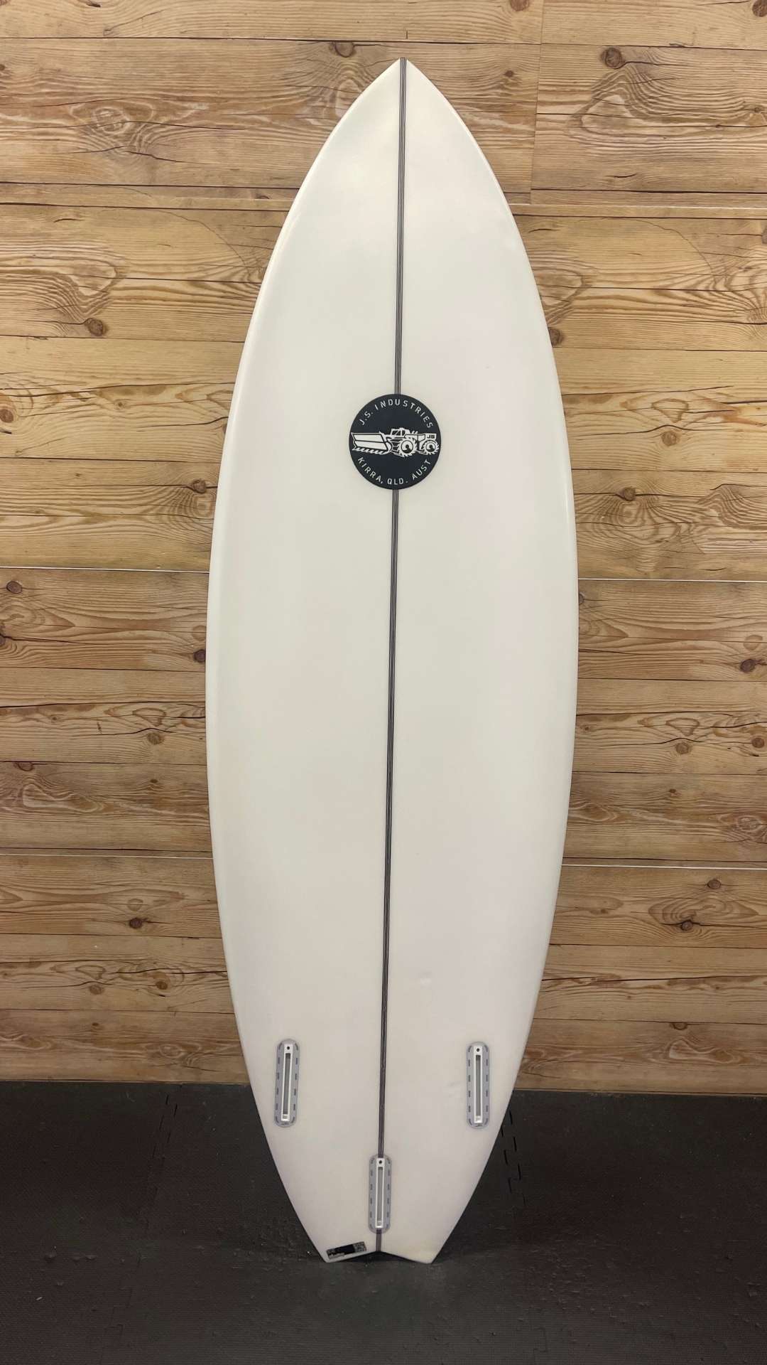 Shop Used JS Surfboards | Black Baron 2.1 5'7