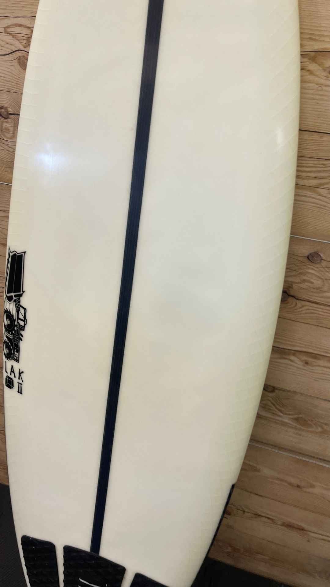 Used JS Surfboards Blak Box 2 5'7