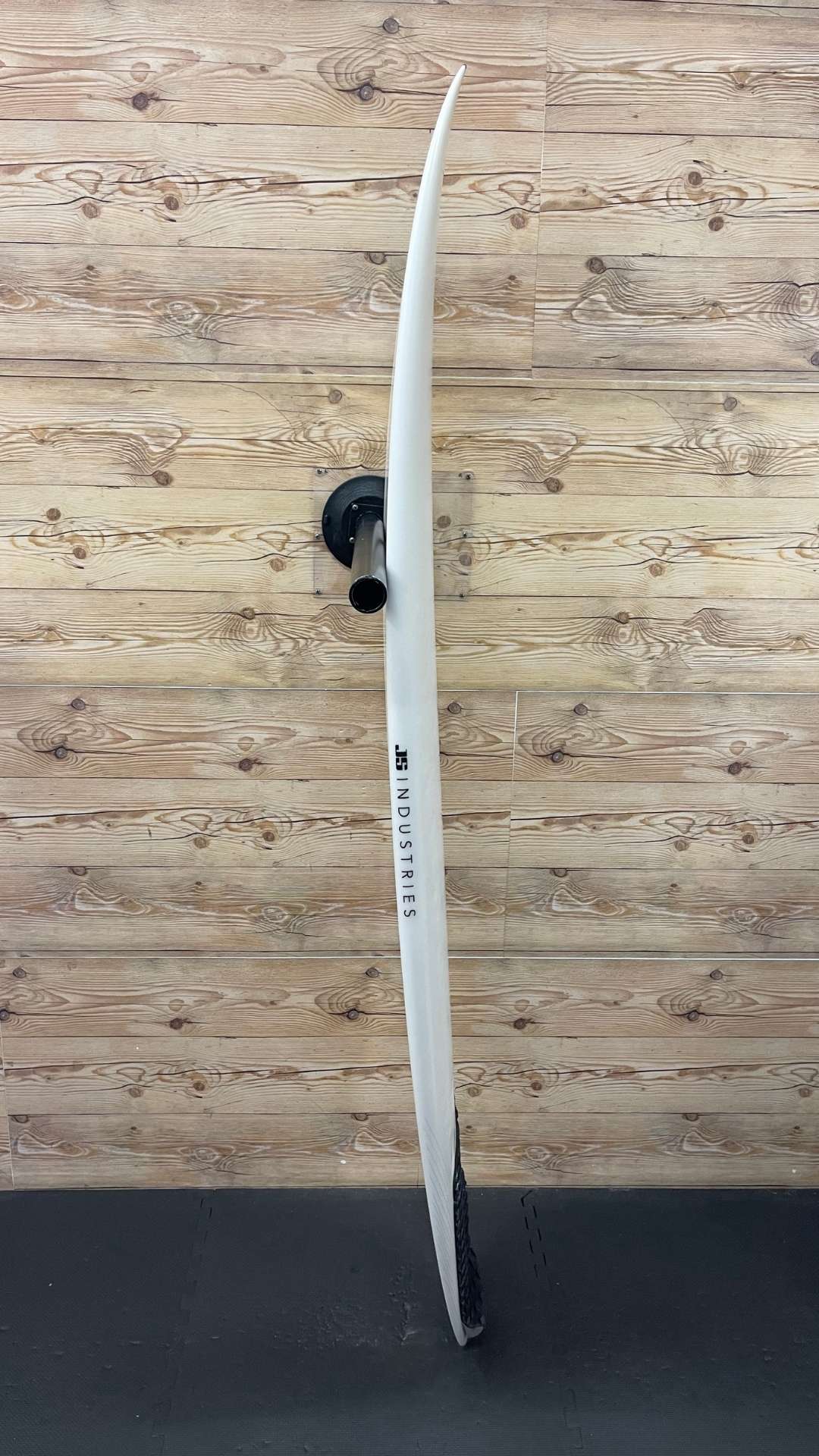 Surf Used Shortboards: JS Industries Schooner 6'2