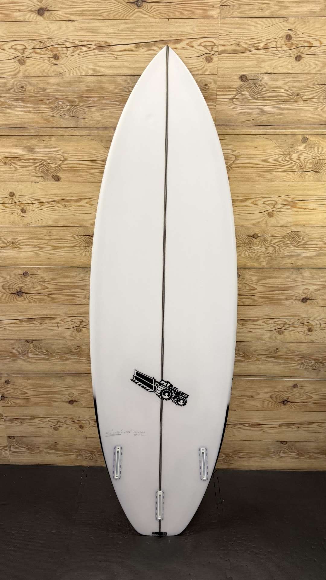 Surf Used Shortboards: JS Industries Xero Fusion 5'11