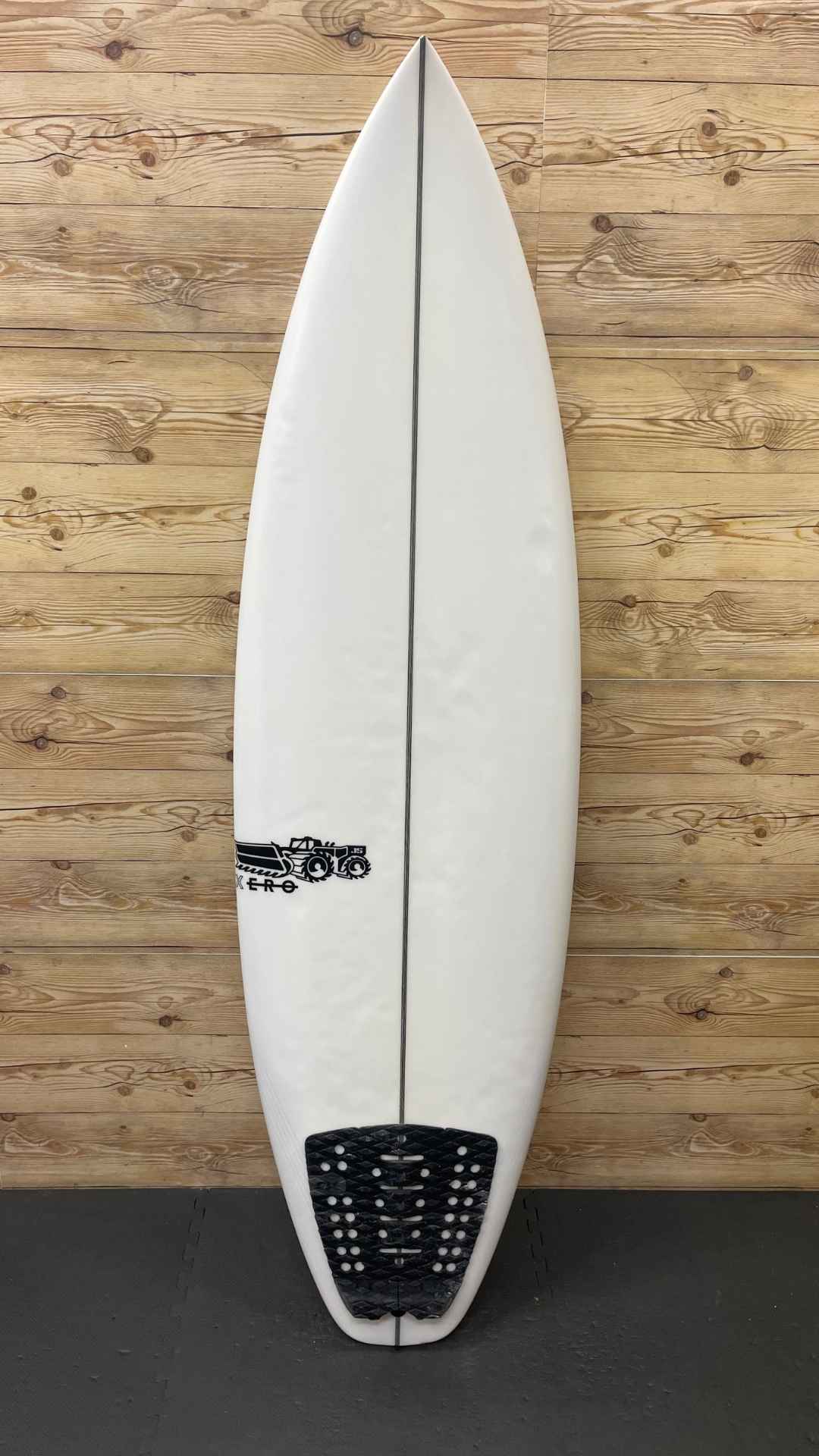 Surf Used Shortboards: JS Industries Xero 5'10