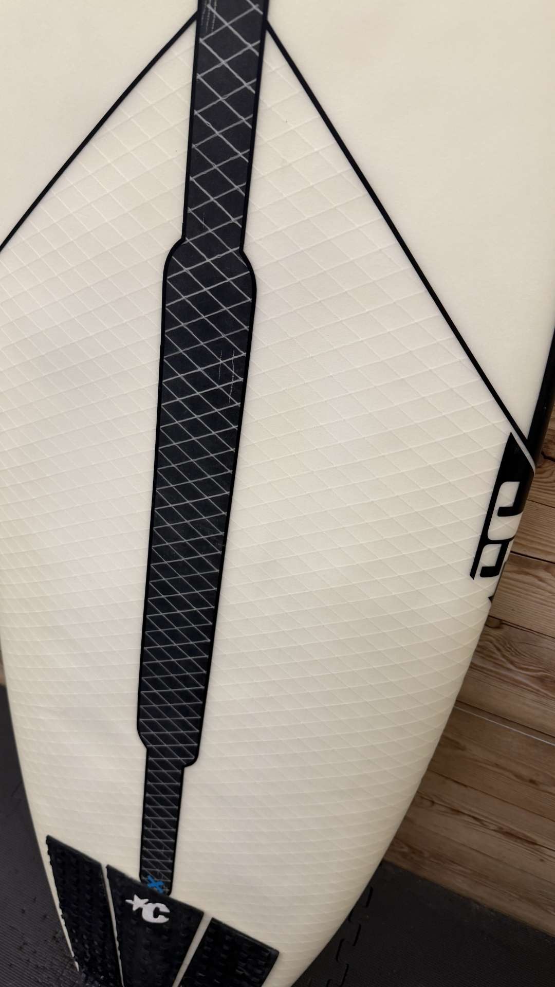 Surf Used Shortboards: JS Industries Xero 5'10