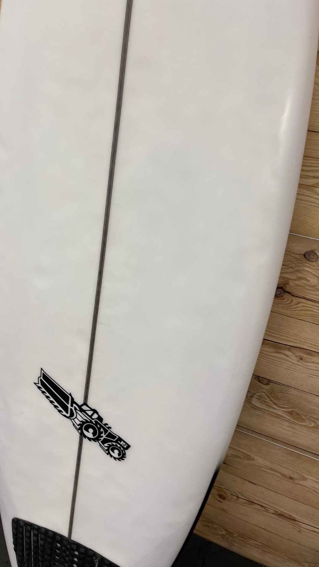 Surf Used Shortboards: JS Industries Xero Fusion 6'2
