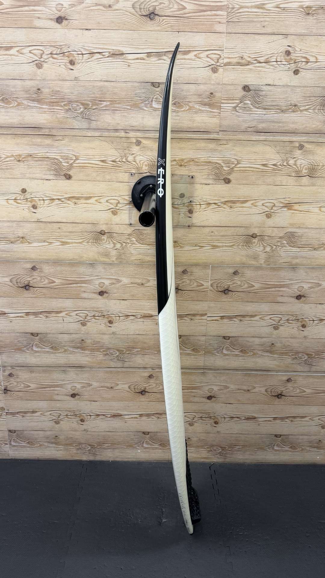 Surf Used Shortboards: JS Industries Xero 5'10