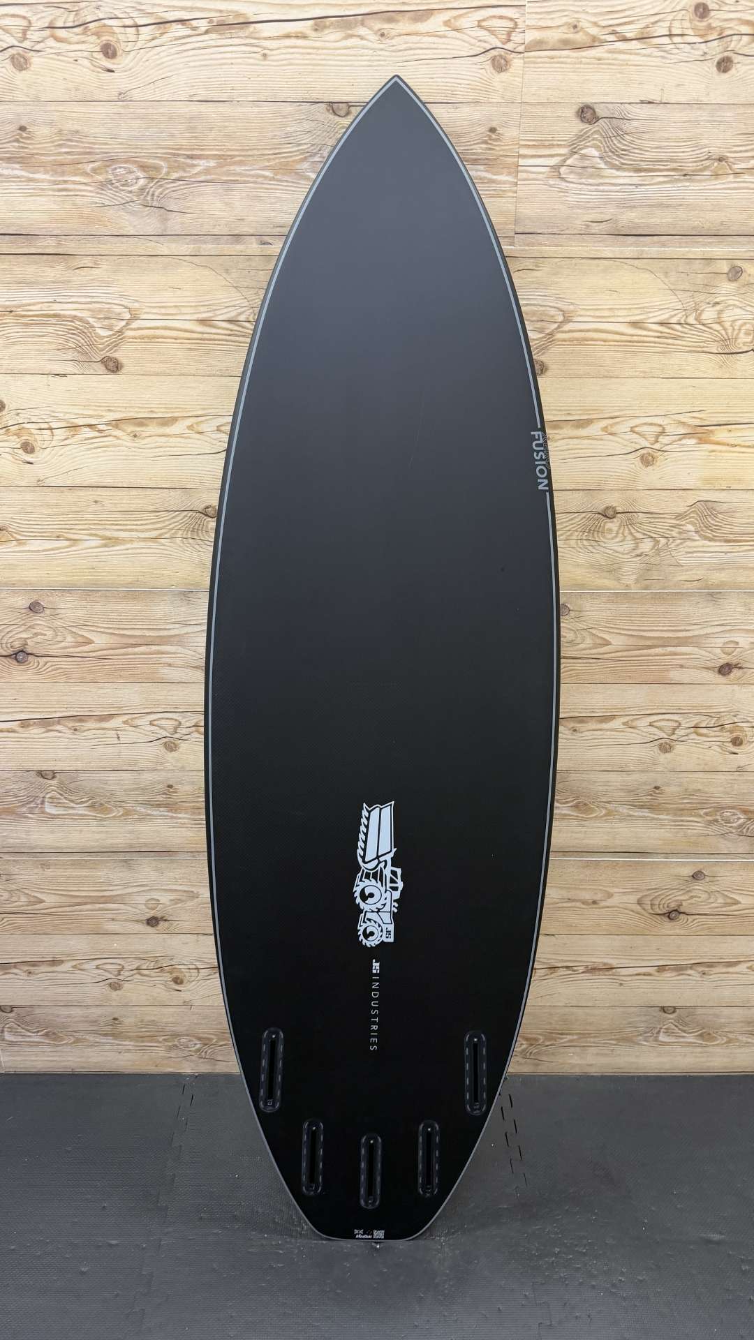 Surf Used Shortboards: JS Industries Xero Fusion 5'9