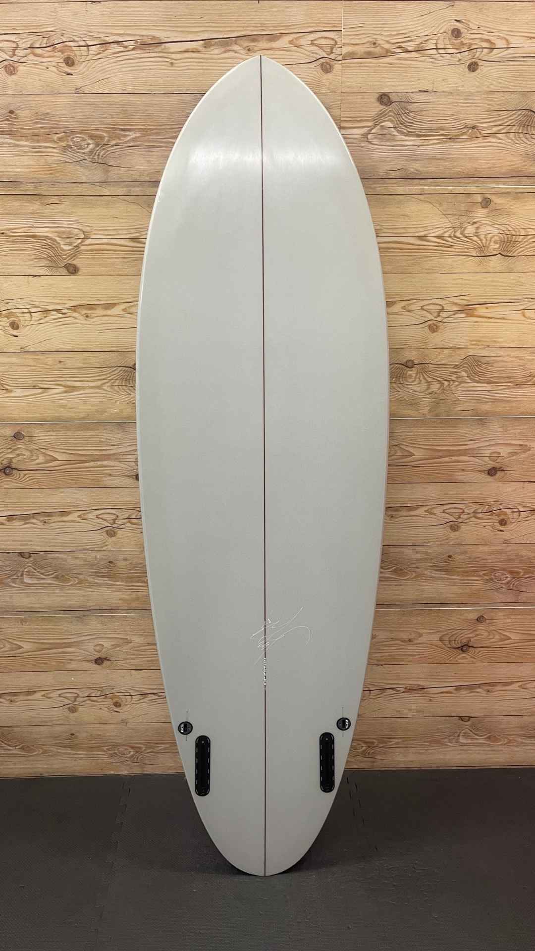 Twinzer 5'10"