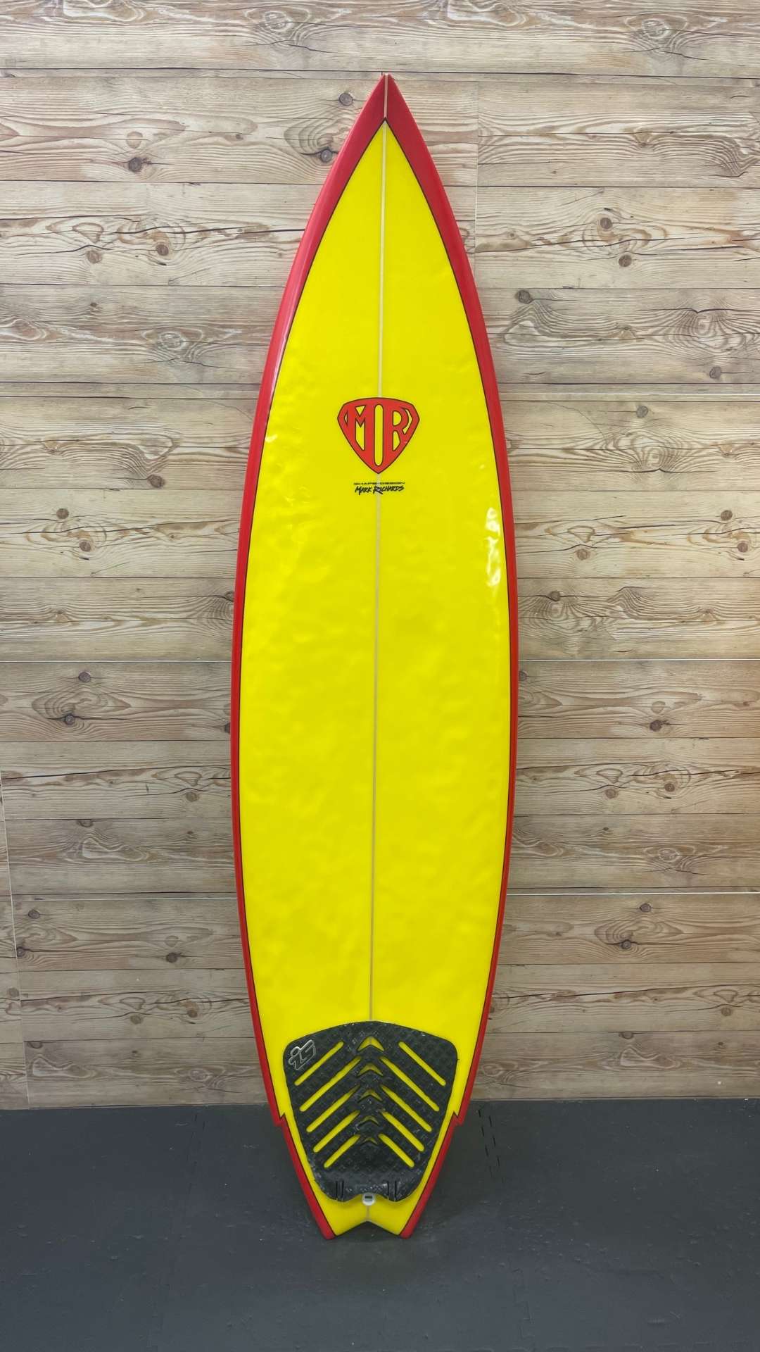 FOR SALE - MARK RICHARDS TWIN FIN SURFBOARD 6'8