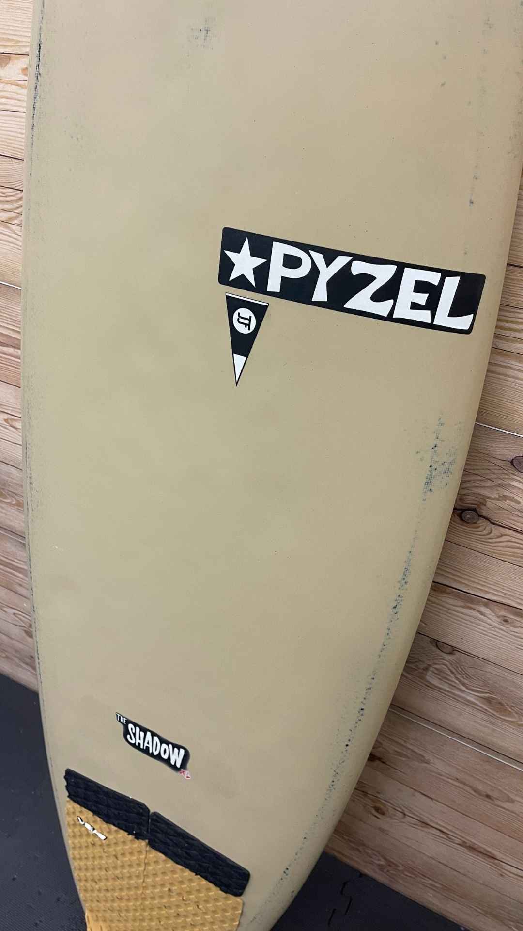 Pyzel Shadow XL 6'3"