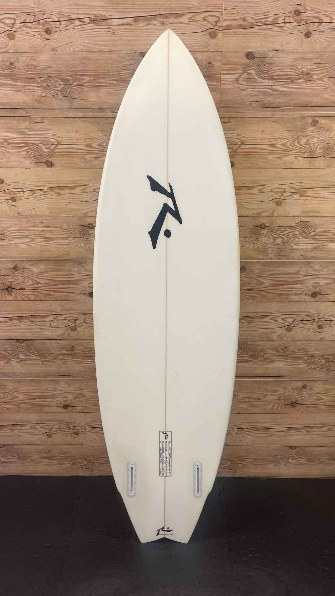 Rusty Twin Fin 5'10"