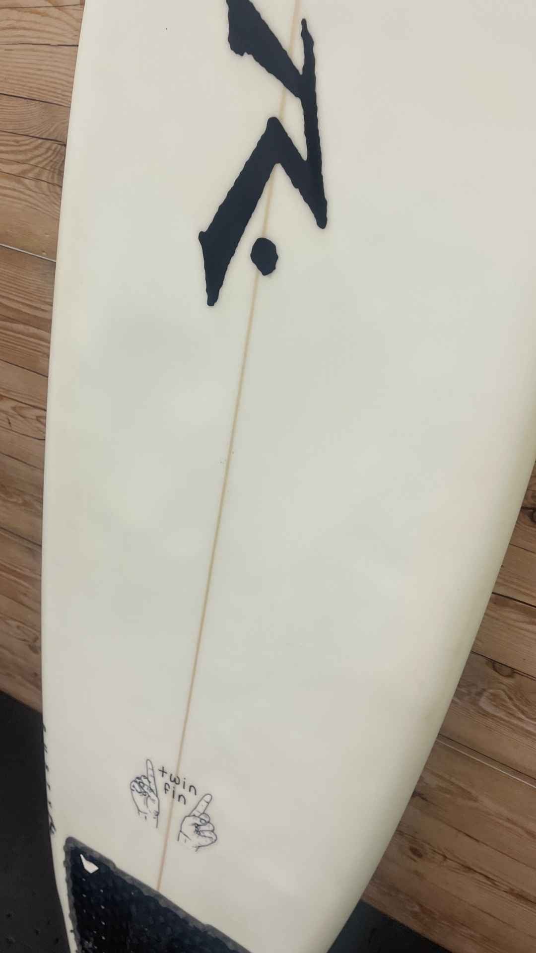 Rusty Twin Fin 5'10"