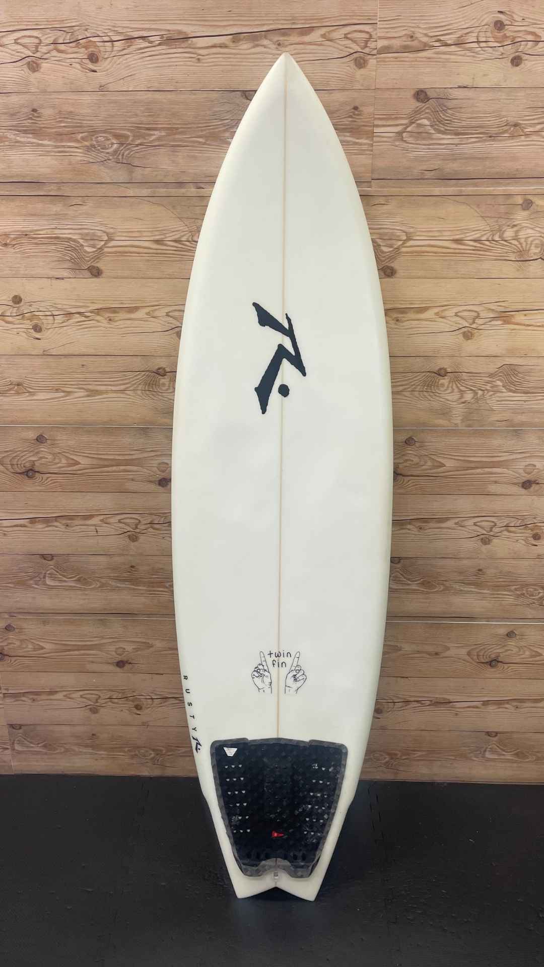 Rusty Twin Fin 5'10"