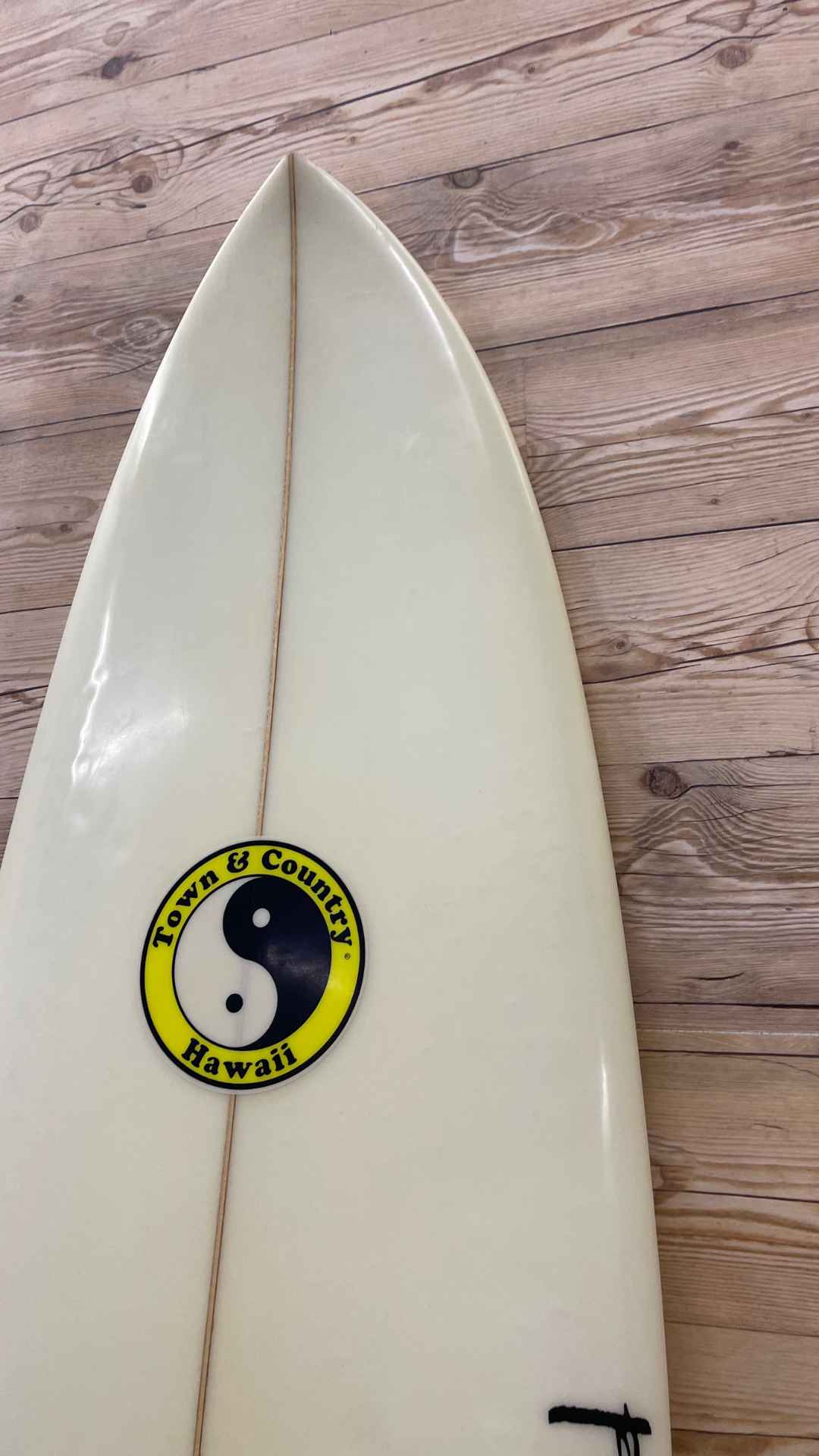 FOR SALE: Town & Country 7'4