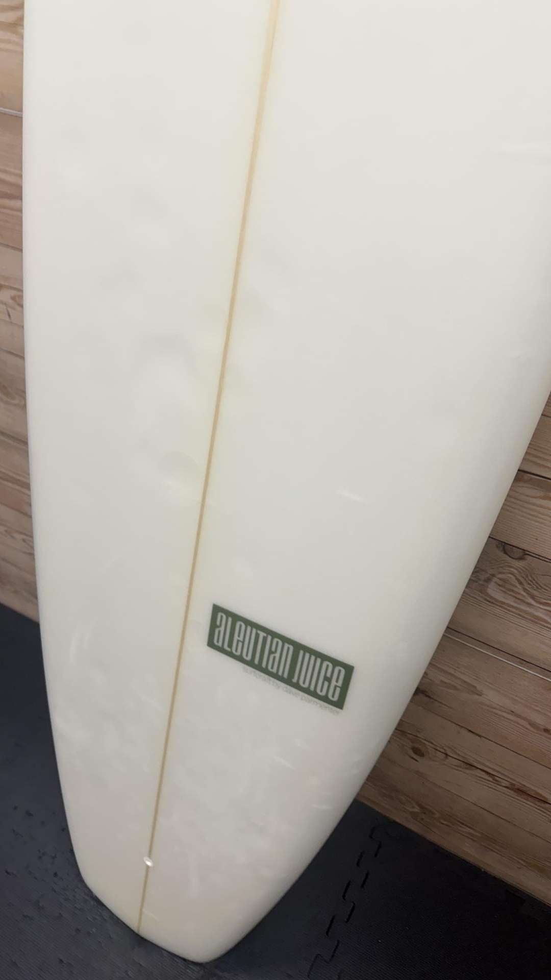 V6 Single Fin 5'10"