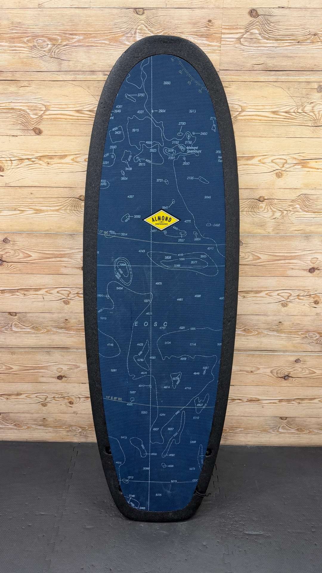 Used Almond Surfboards 5'4