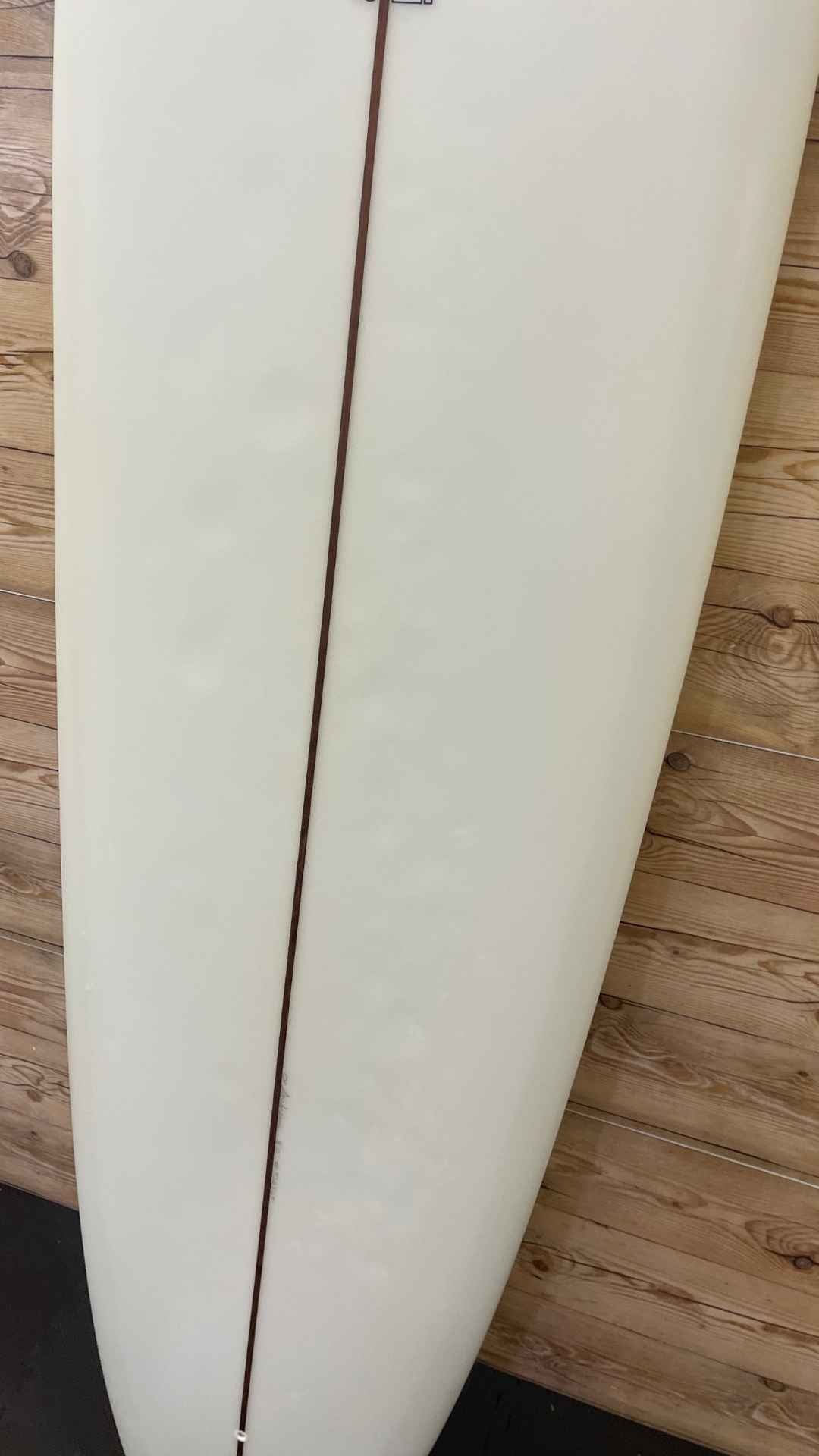 Used Andreini McVee 8'10 Used Andreini McVee 8'10