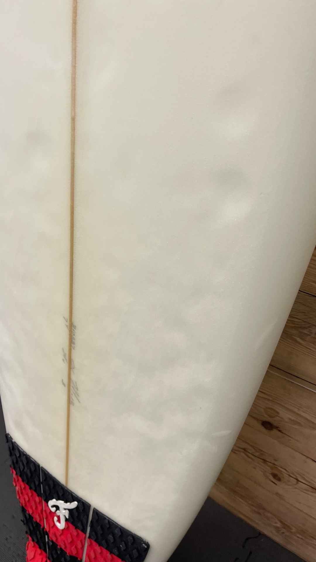 ミッドレングスサーフボード　チャンネルアイランドM13 For Sale - Used Channel Islands M-13 7'4