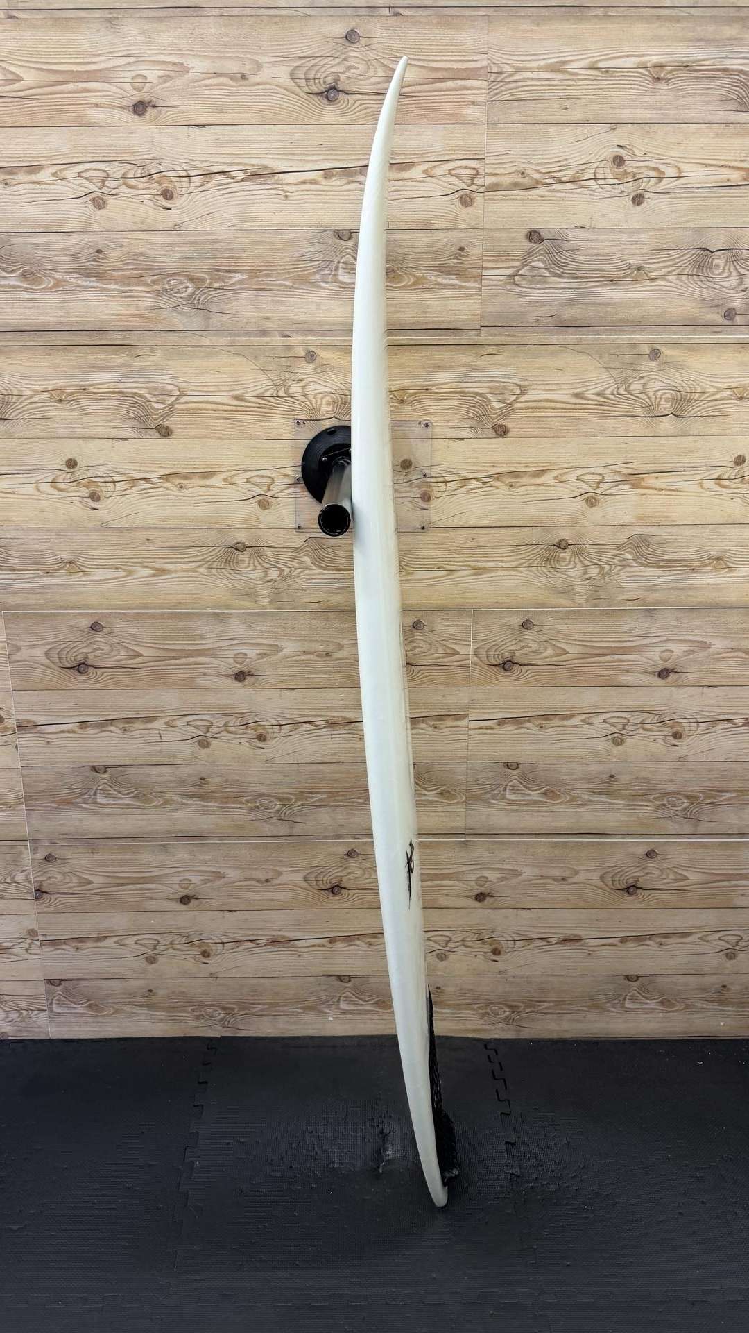 A2 6'3"