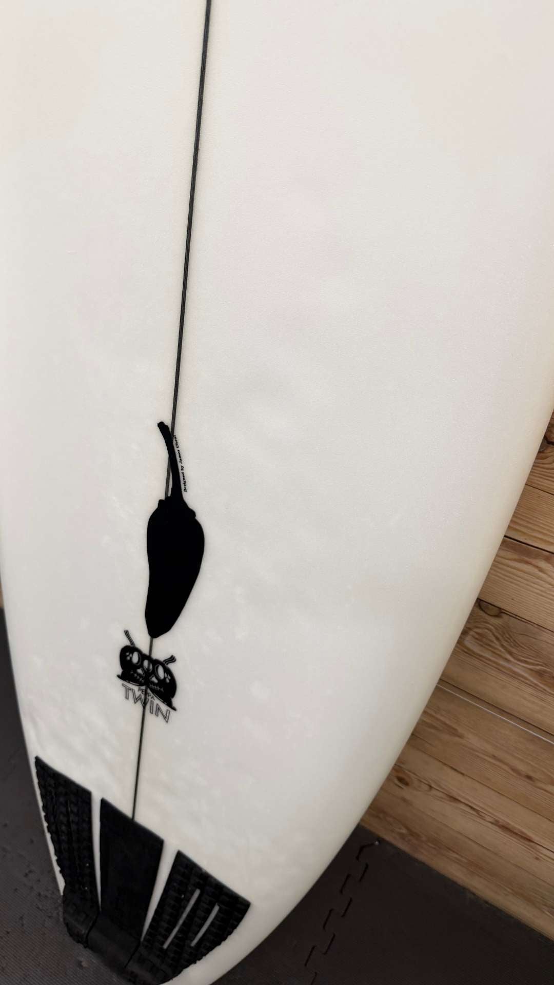 Used Chilli Surfboards Chilli Peppa Twin 5'9