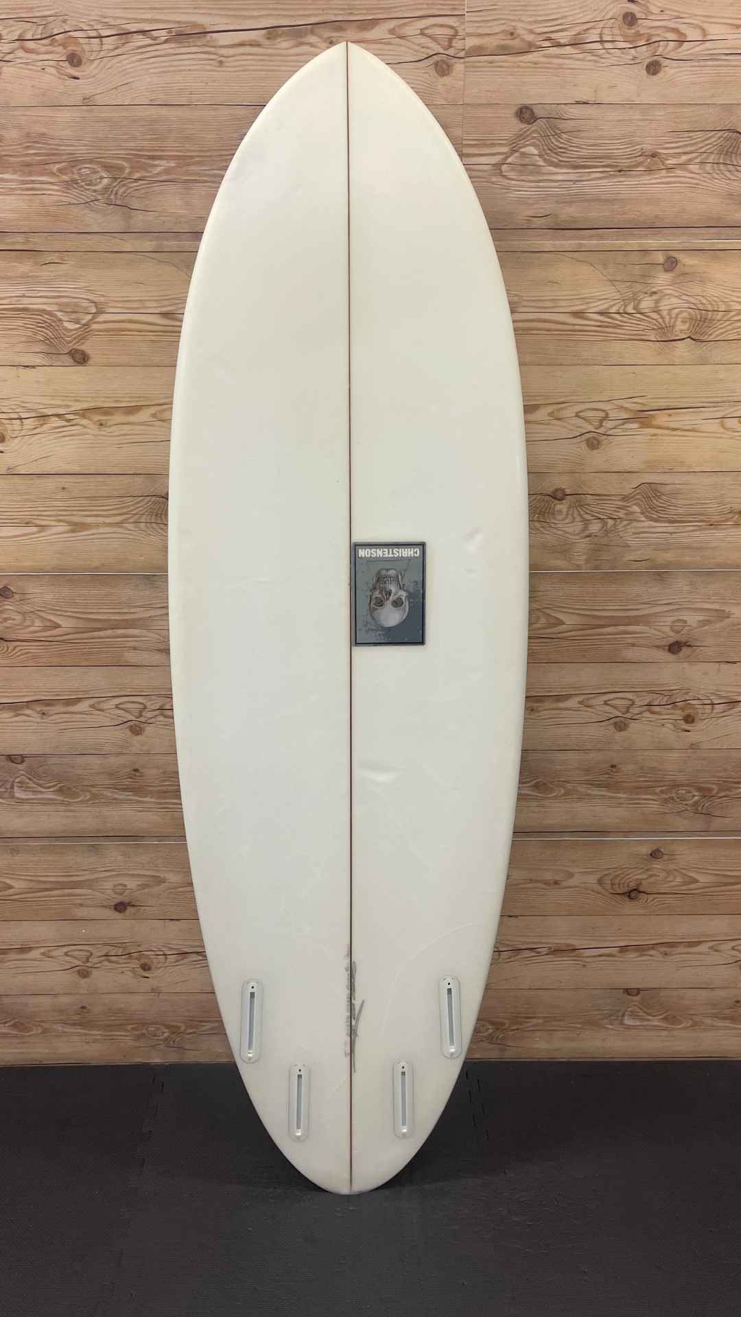 CFO 5'10"