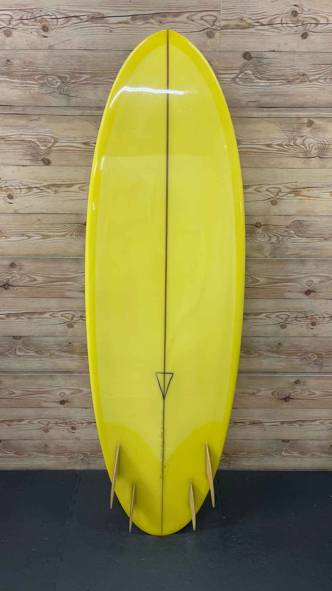 CFO 5'10"