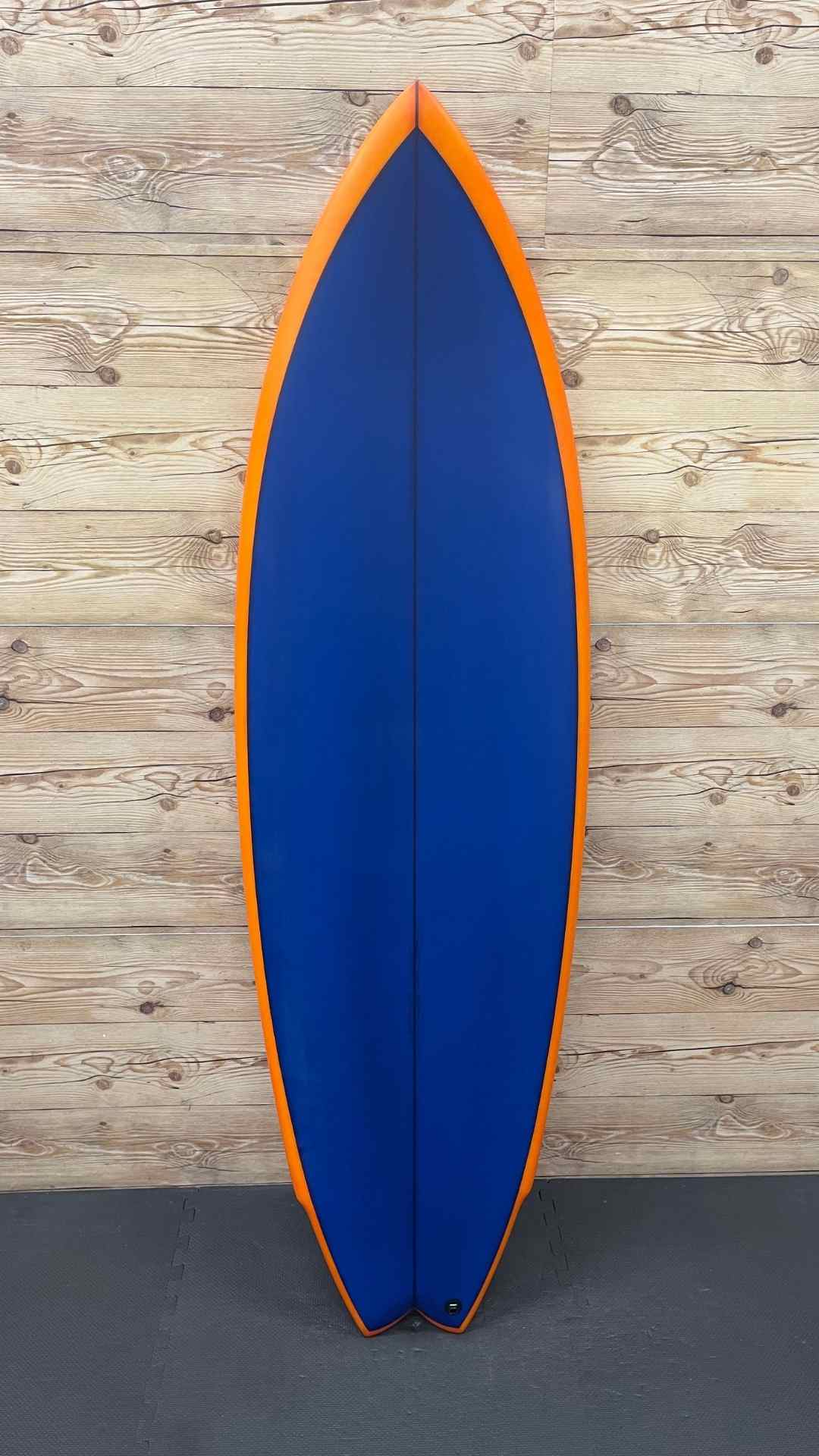 Save $300 | New 5'8