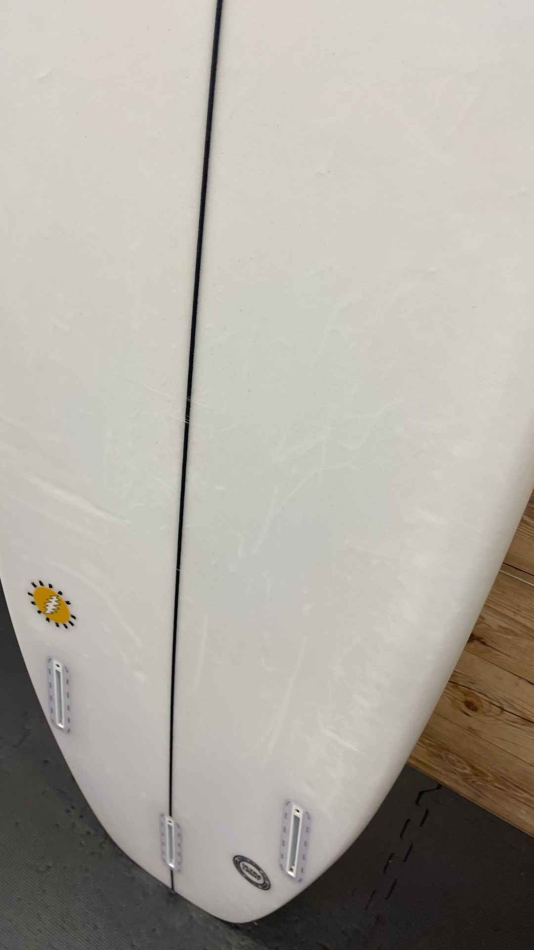 サーフィン・ボディボード Channel Islands Happy Everyday 5'10 Channel Islands Happy Everyday Spine-Tek 5'10 x 19 ¾ x 2 ½