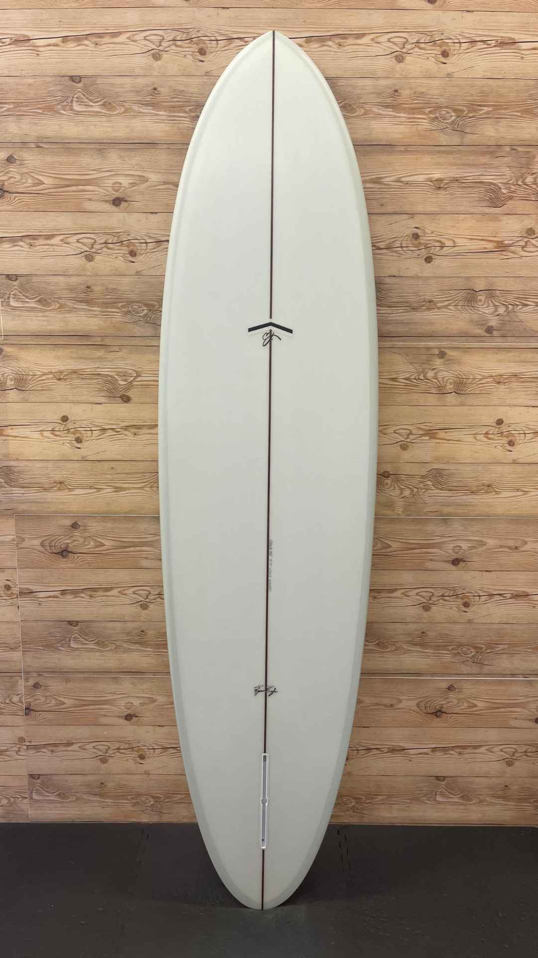 Cali Short 7'7"