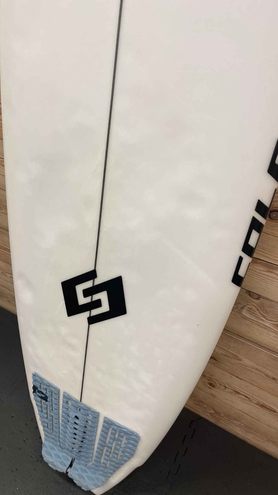 5'9” Cole Used Surfboard #37659 - USEDSURF