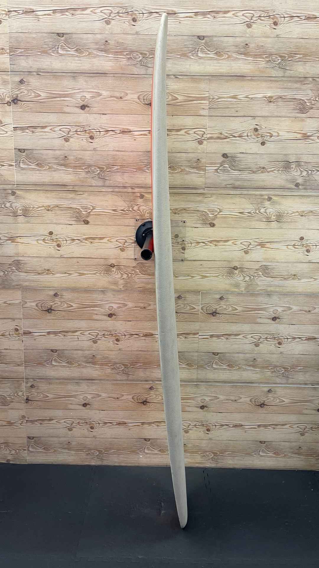 Dylan Graves 7'1"