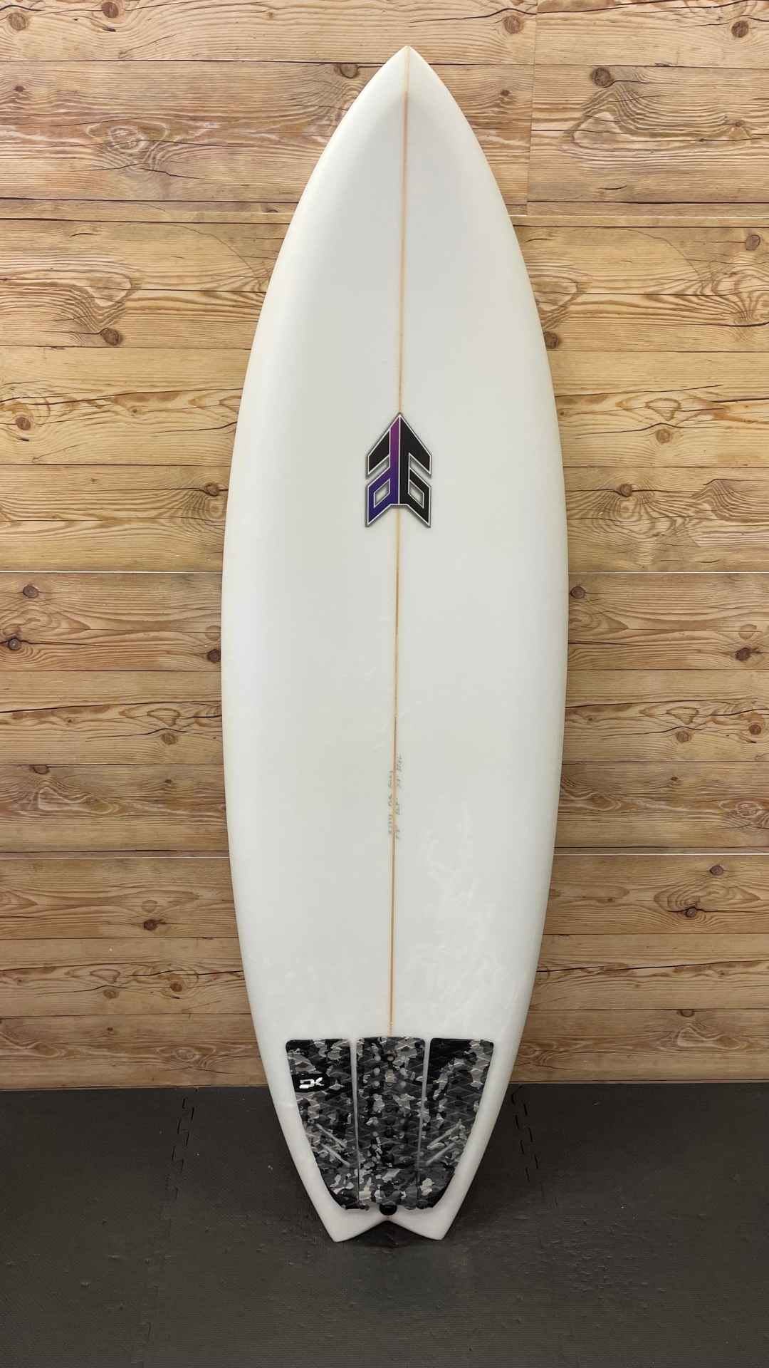 Quad 5'8"