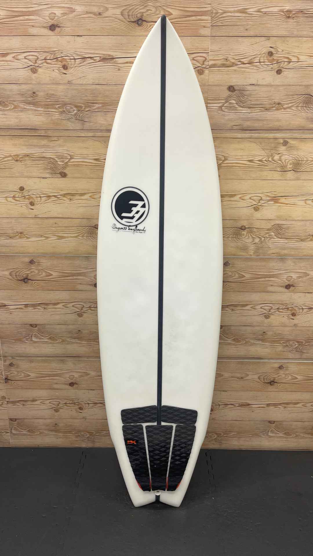6.4 サーフボード トライフィン 6.4 サーフボード トライフィン 5-Fin 6'4