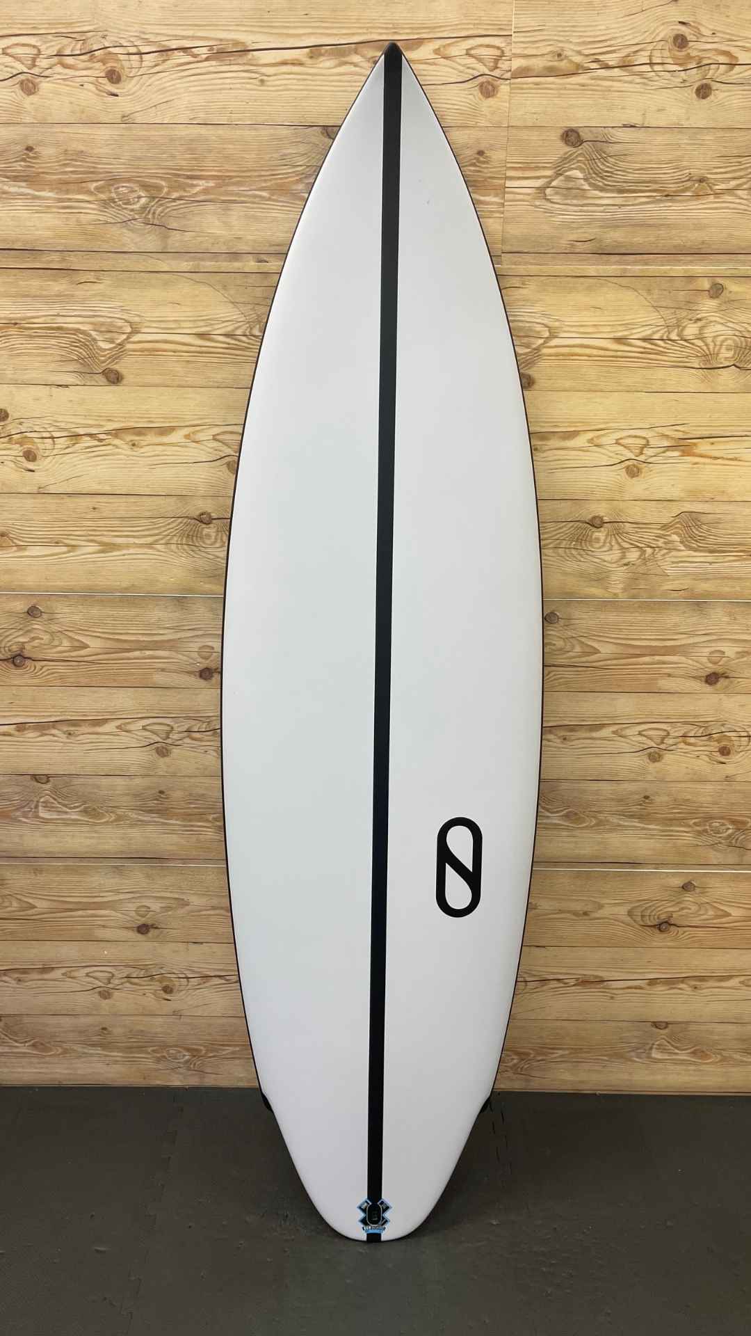 hiro、FireWire Flat Earth Slater Designs Flat Earth — REAL Watersports