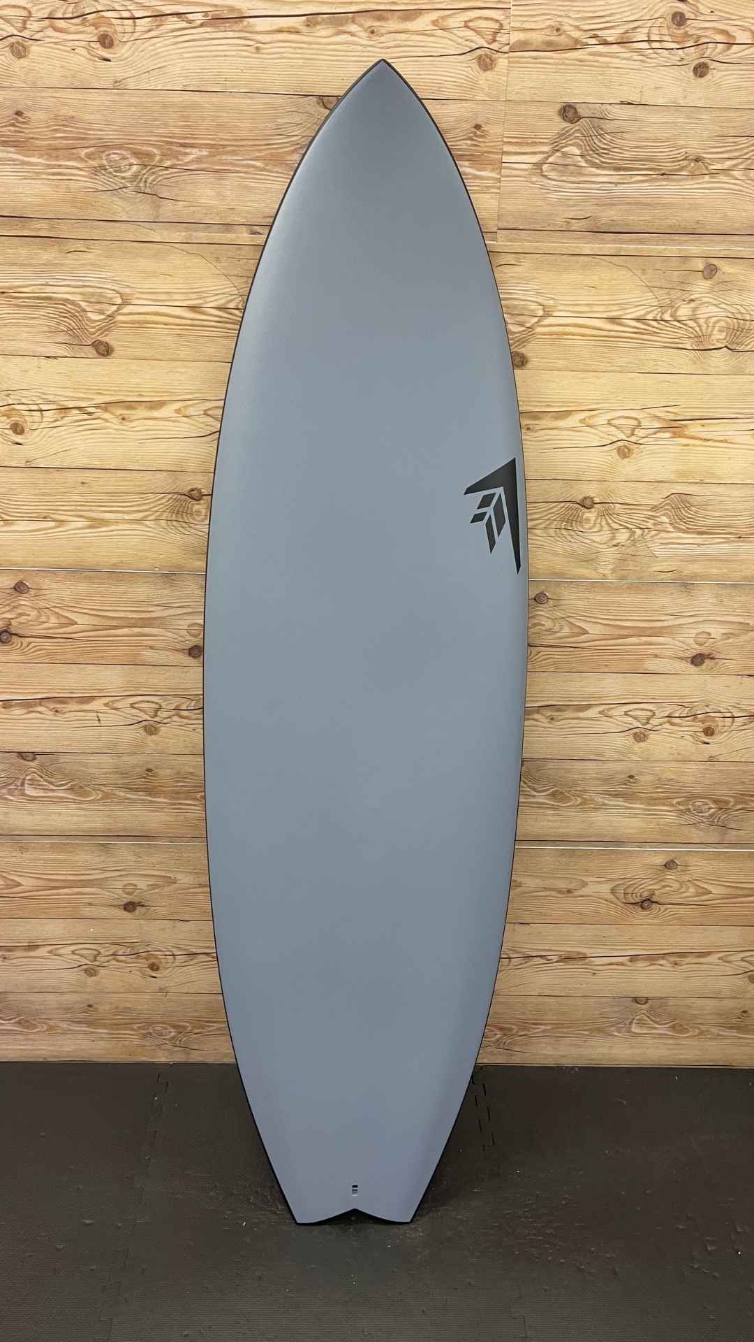 Mashup 5'9"