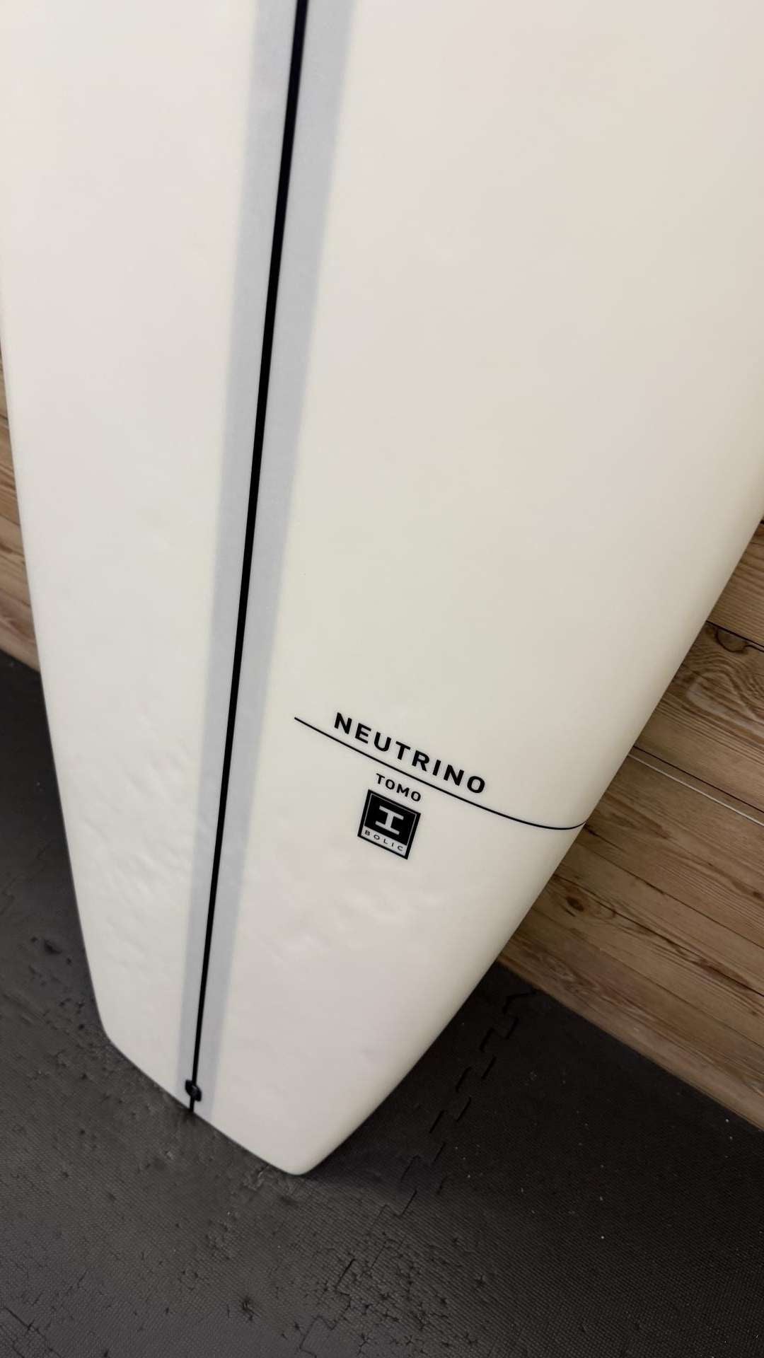 Neutrino 6'2"