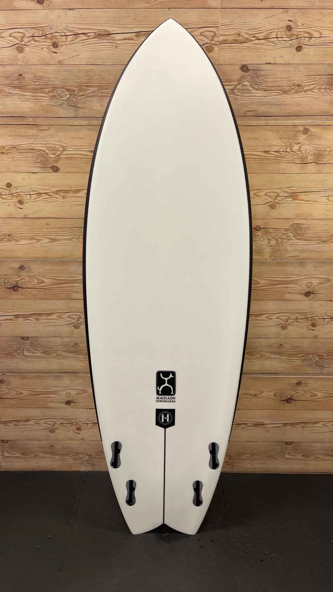 Seaside Fish 6'0"