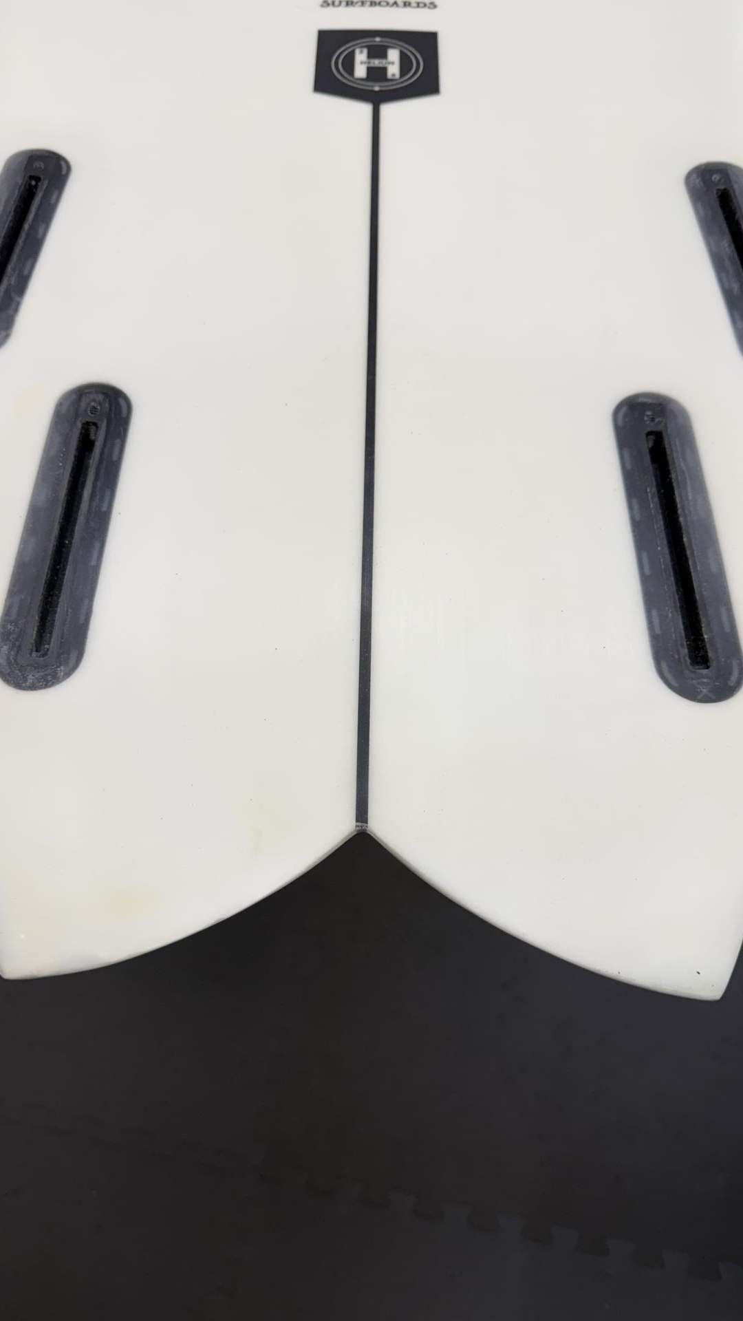 Seaside Fish 5'8"
