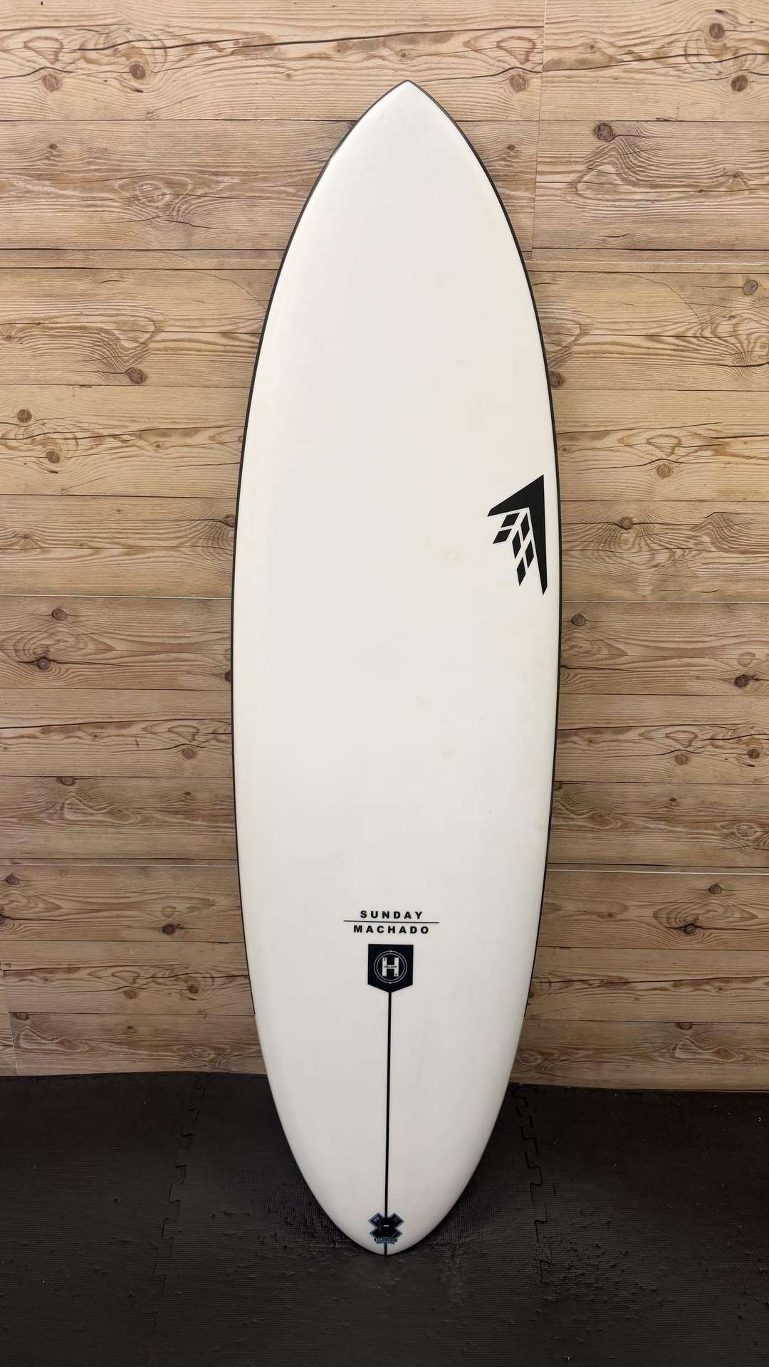 Sunday 5'9"