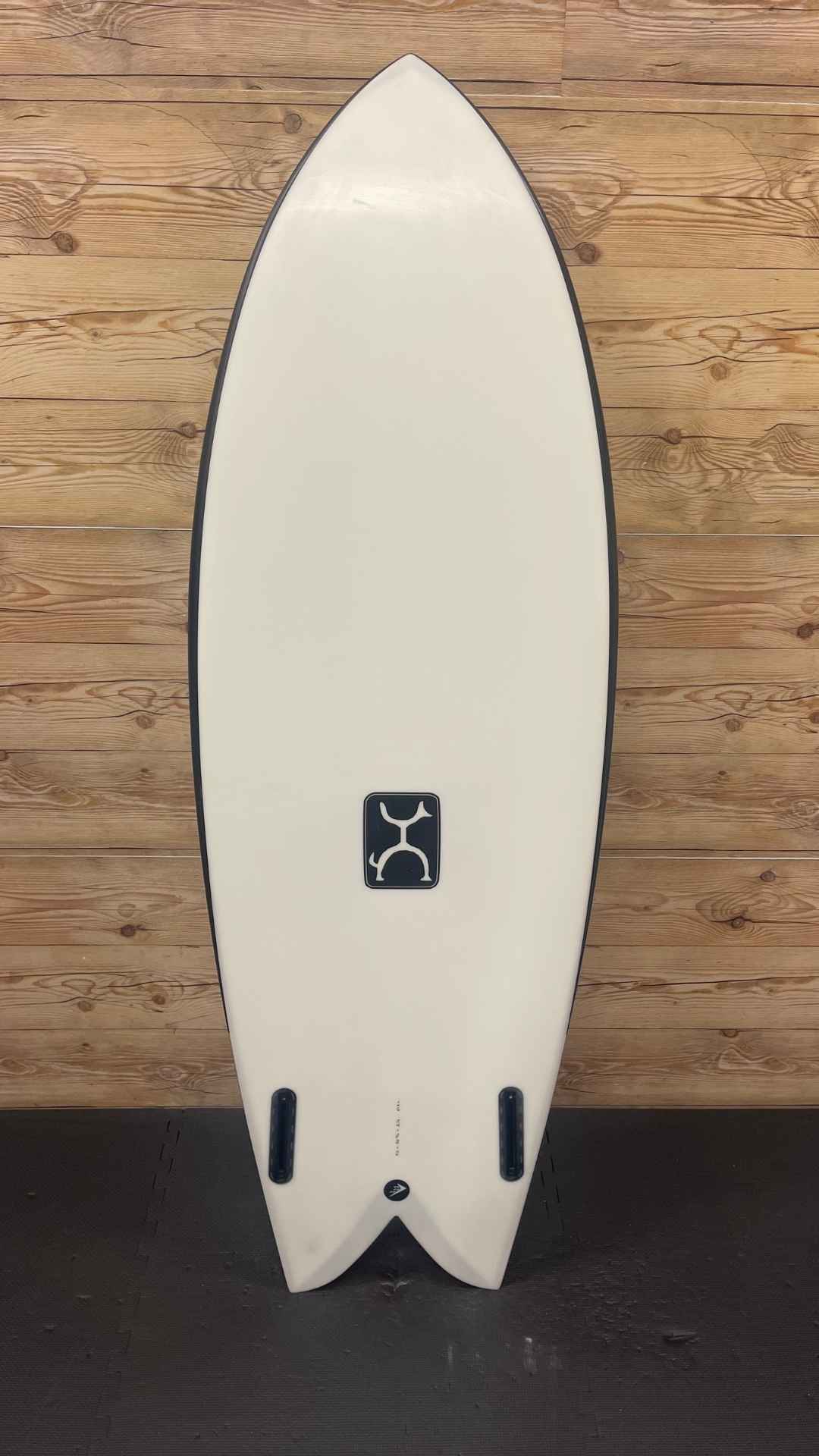 Too Fish 5'2"