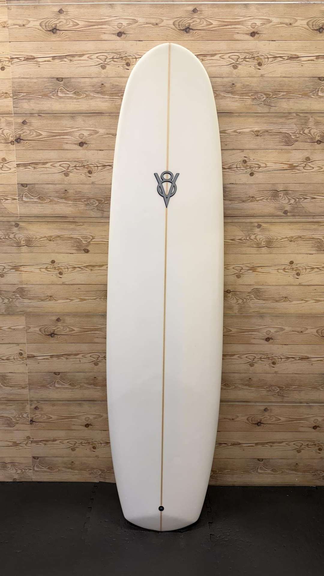 V8 7'8"