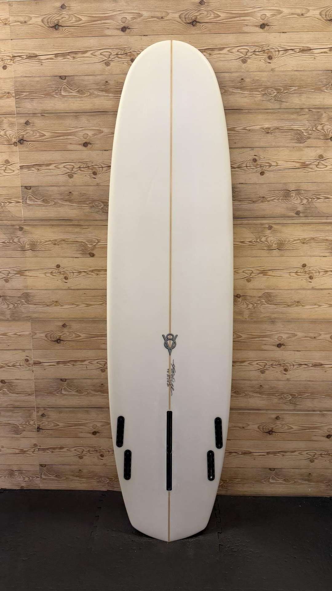 V8 7'8"
