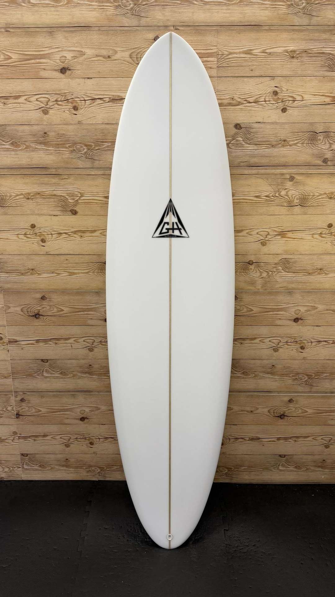 AE3 6'6"