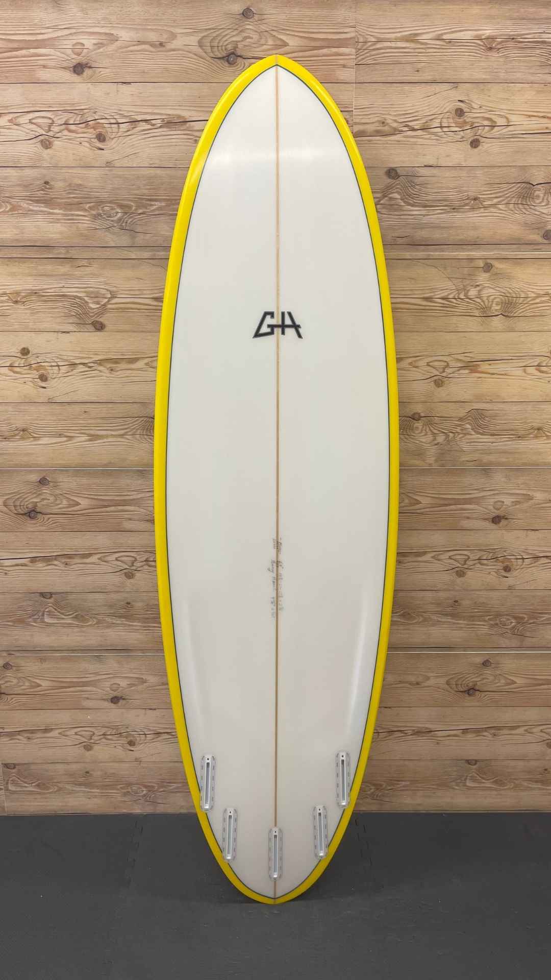 Flying Egg – Surfboard Factory Hawaii