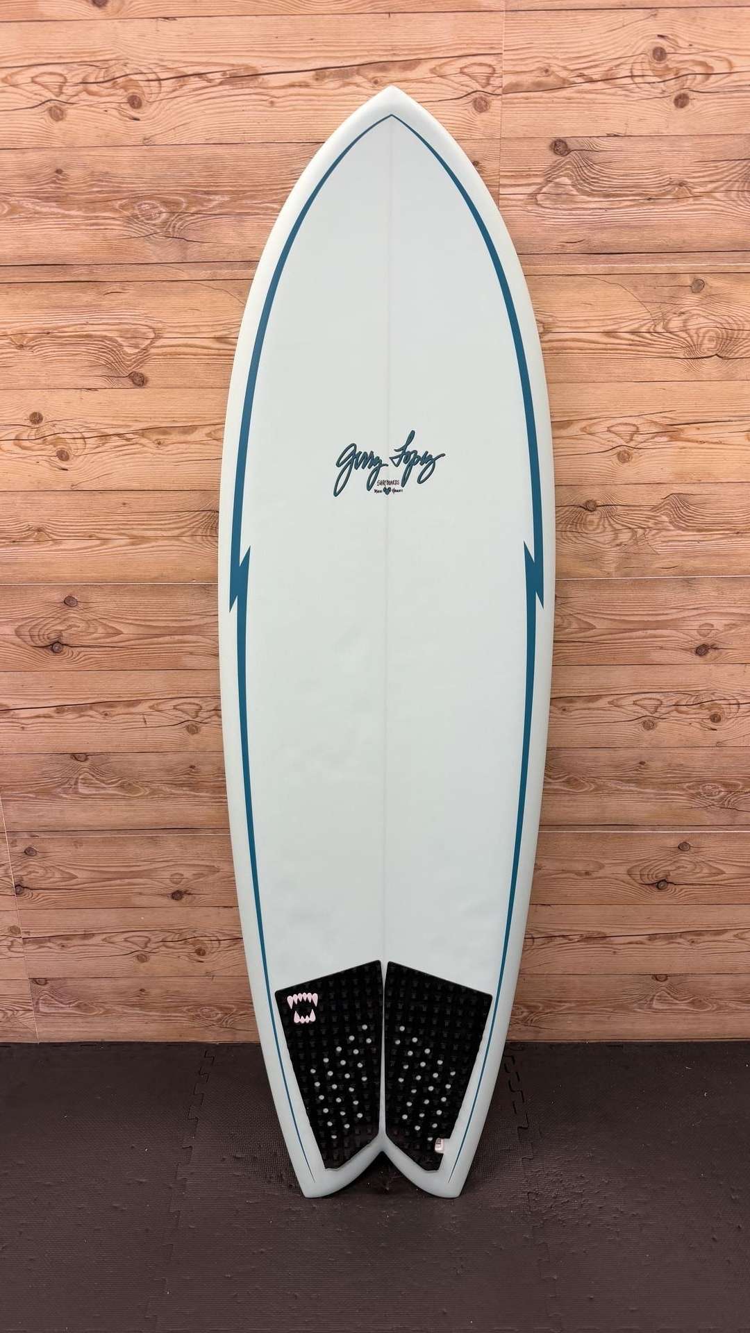 Something Fishy 5'10"