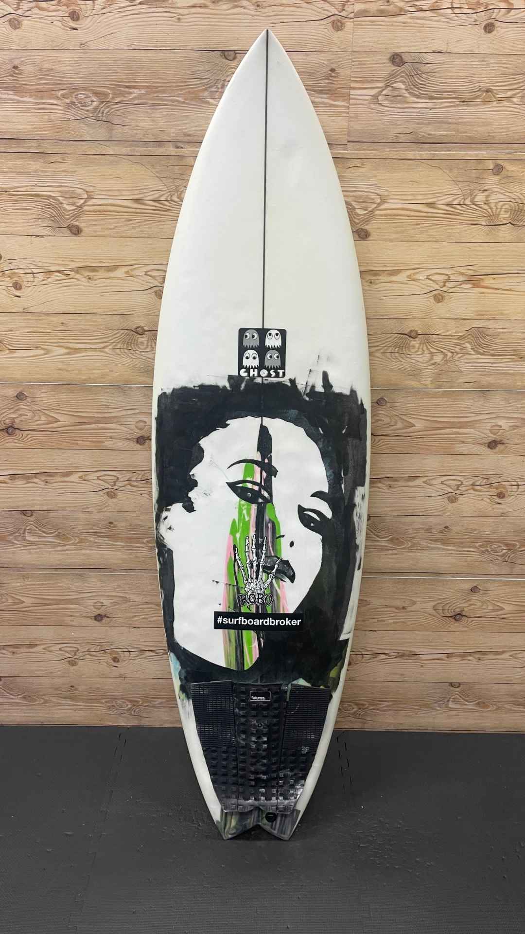 Robo 5'9"