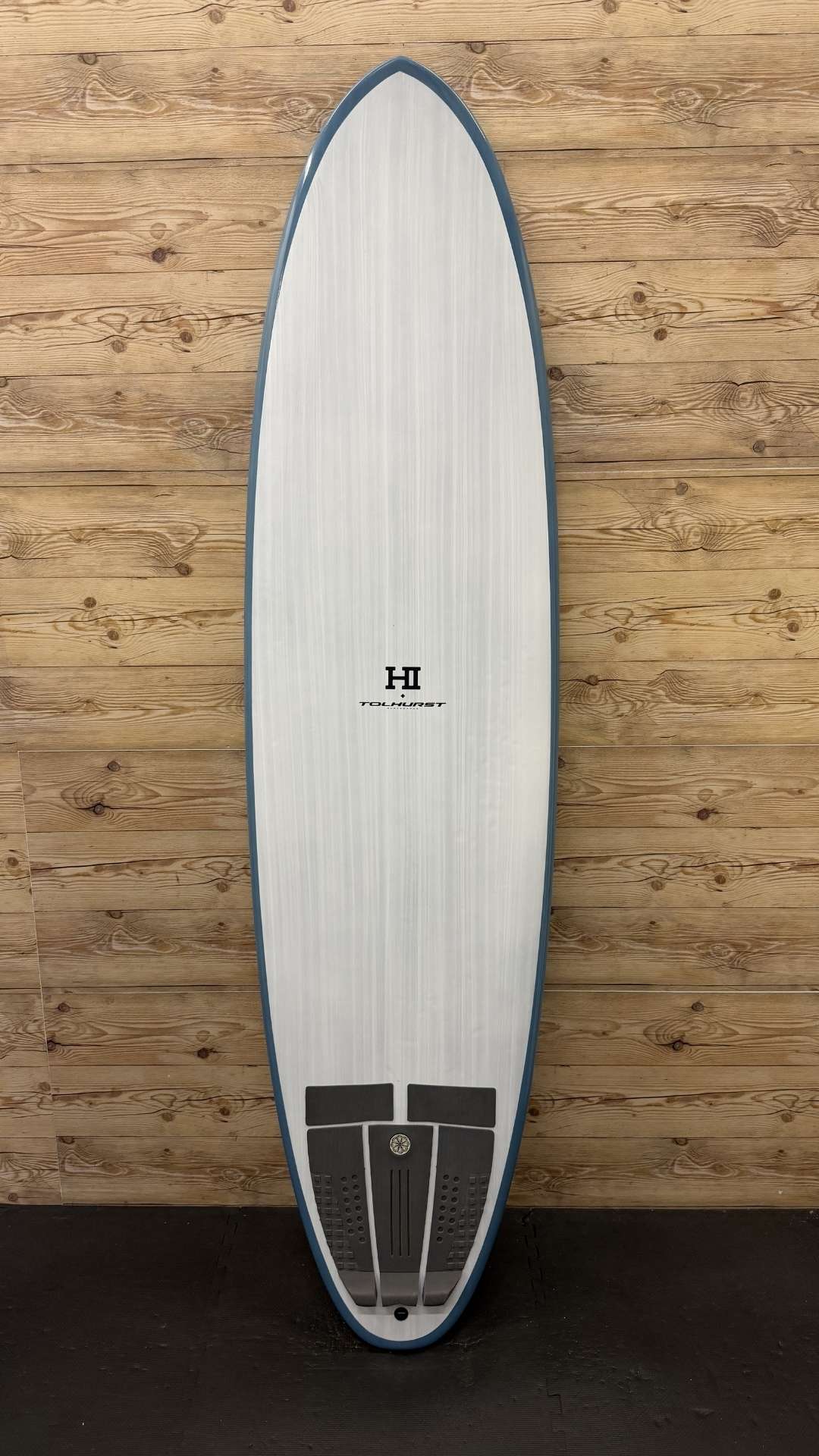 Moe 7'2"