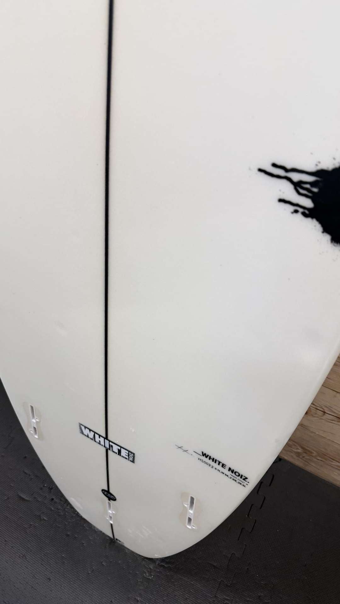 White Noiz 5'11"