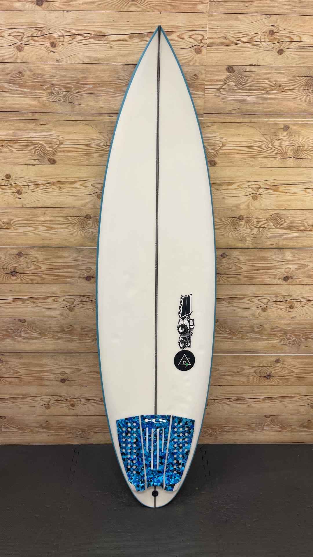 Air 17 6'0"